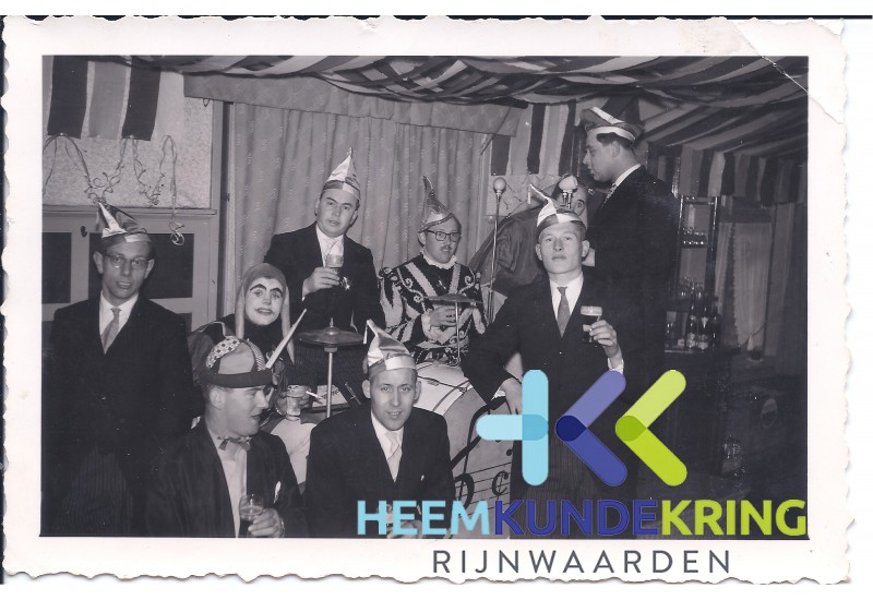 Het Olde Tollus 1959 vlnr. G.Hendriks- A Pastoor- Nar - J.Ikink- F.Janssen- J.Mulder- J.Pauli - W.Jansen Coll. F.Janssen (3)